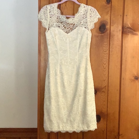 Monique Lhuillier Ivory Lace Cocktail Dress - Picture 4 of 6